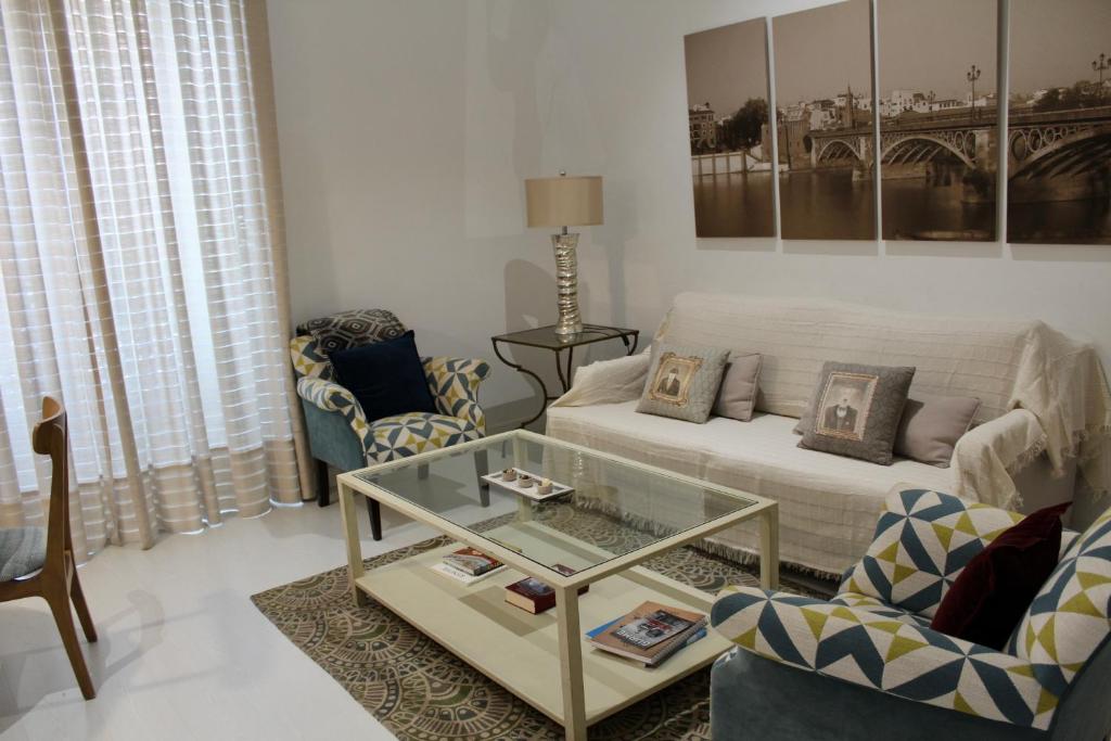 WISH SUITE MARQUES DE PARADAS DE SEVILLA, Seville – Updated ...