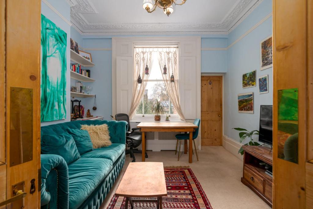 Apartment GuestReady Classy Apt in South Wimbledon, London, UK