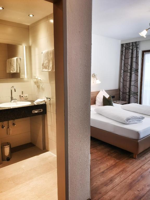 Ferienhotel Fuchs - 4