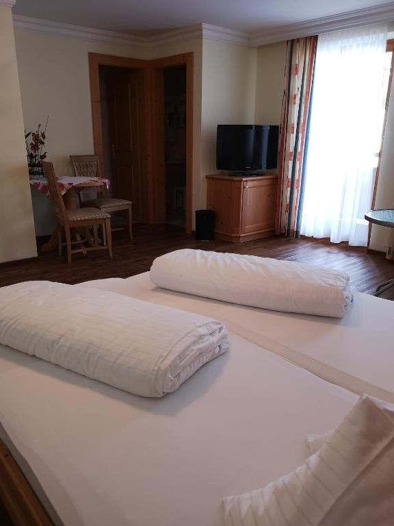 Ferienhotel Fuchs - 8