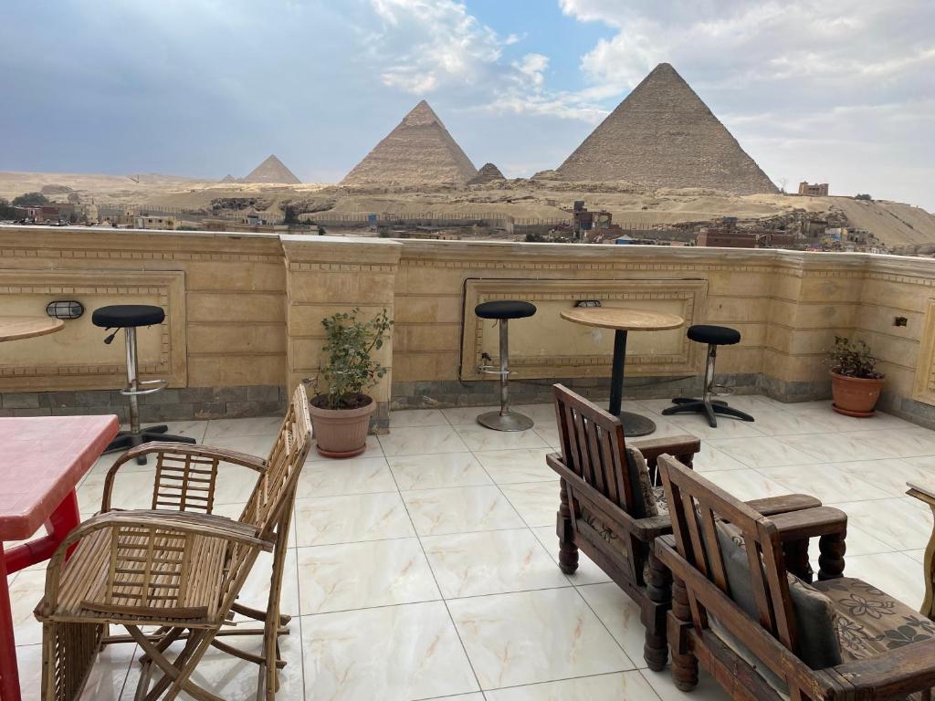 Patio nebo venkovní prostory v ubytování Queen Isis pyramids view