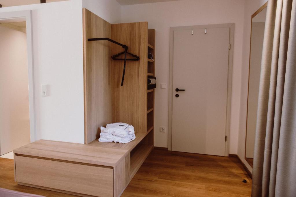 Postel nebo postele na pokoji v ubytování Achs-Wendelin Weinlofts