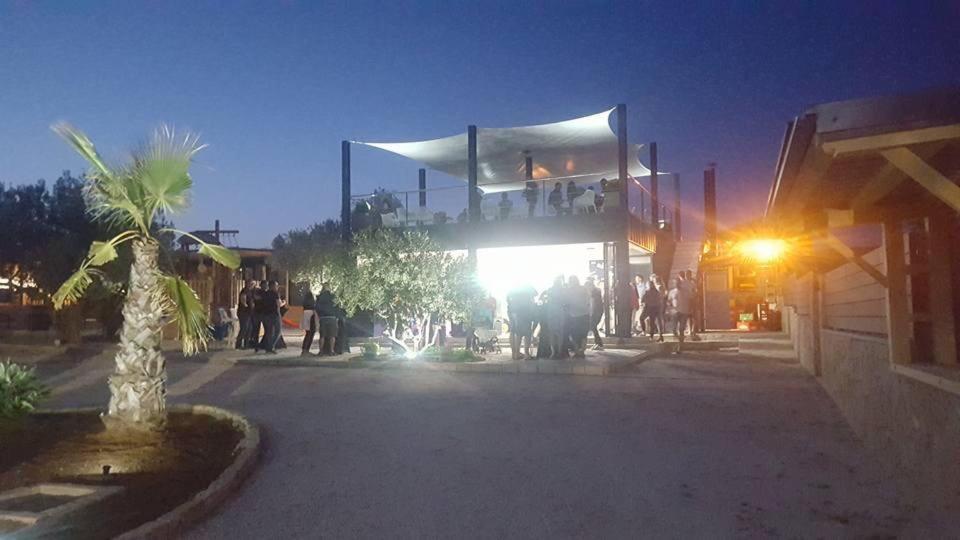 Zahrada ubytování SAK Mobile Home Pirovac