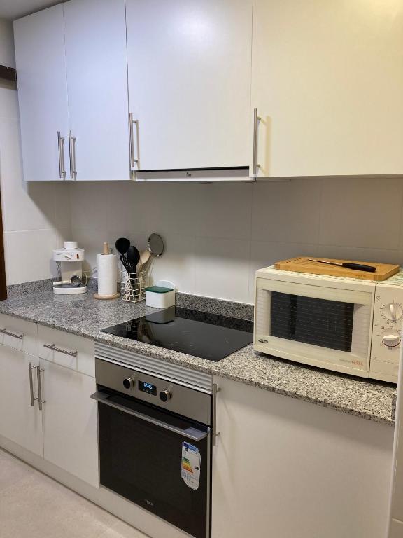 Kuchyňa alebo kuchynka v ubytovaní Apartamento L'Estartit
