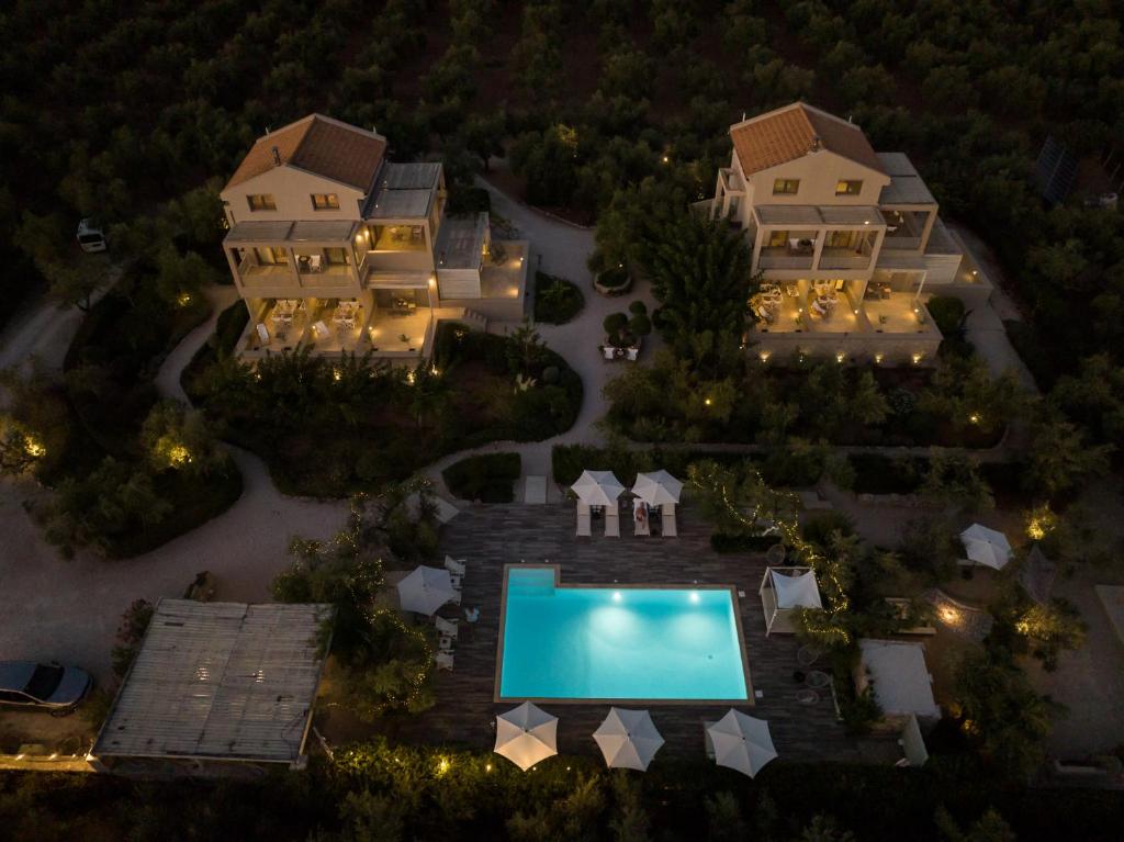 Bazén v ubytovaní Aelia Home Suites alebo v jeho blízkosti