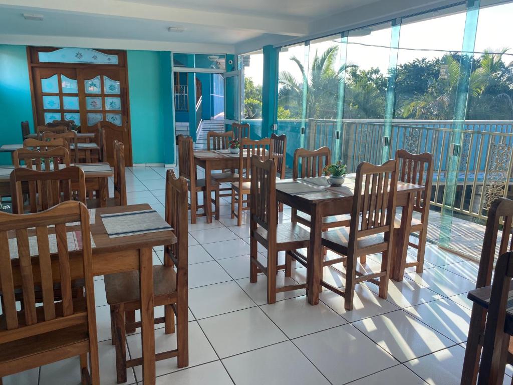 Restaurace v ubytování Pousada 277