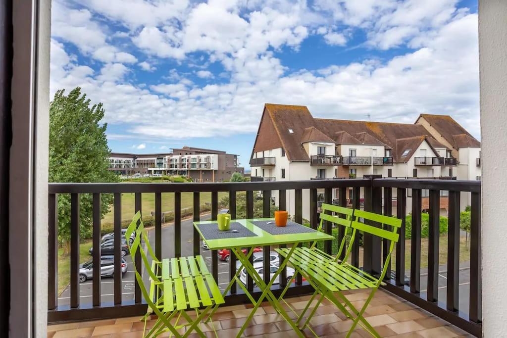 Balkón alebo terasa v ubytovaní Cabourg Au P'tit Nid, cocon au bord de mer