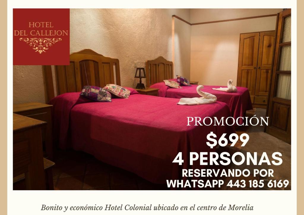 Postel nebo postele na pokoji v ubytování Hotel Morelia Callejón