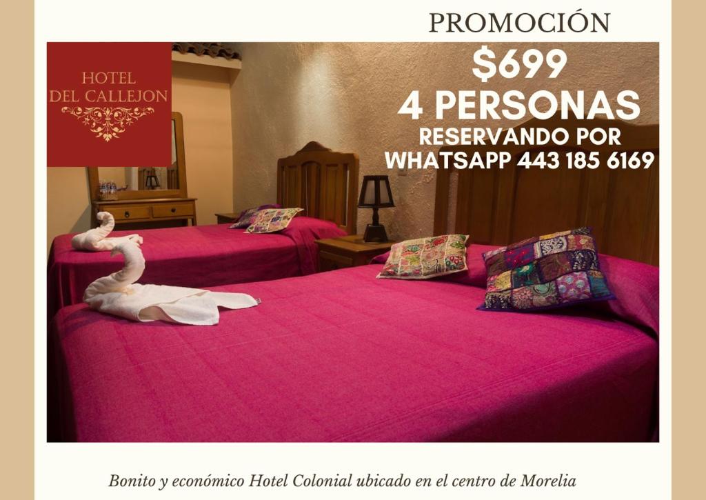 Postel nebo postele na pokoji v ubytování Hotel Morelia Callejón