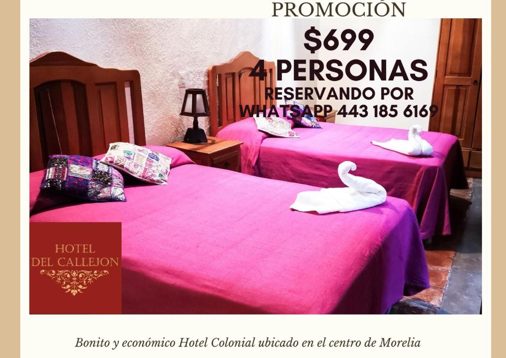 Postel nebo postele na pokoji v ubytování Hotel Morelia Callejón
