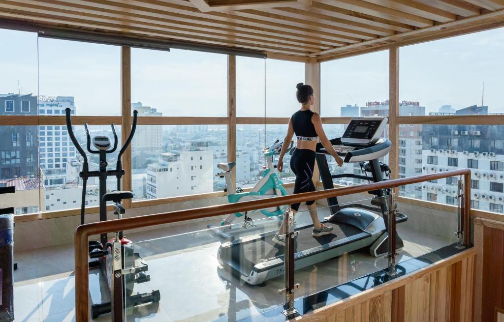 Fitness centrum a/nebo fitness zařízení v ubytování Sunny Ocean Hotel & Spa