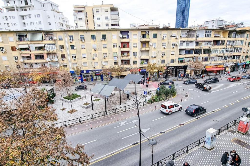 City Center 2BR Apartment - Imazhi 9