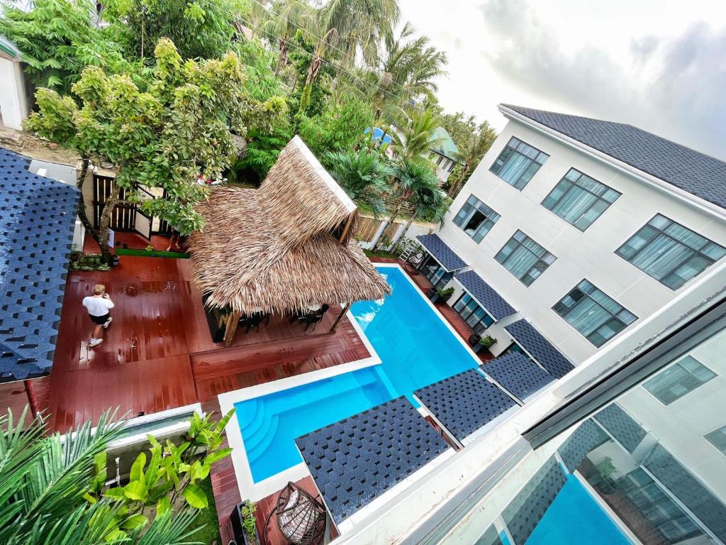 Bazén v ubytování Siargao Seasky Resort nebo v jeho okolí