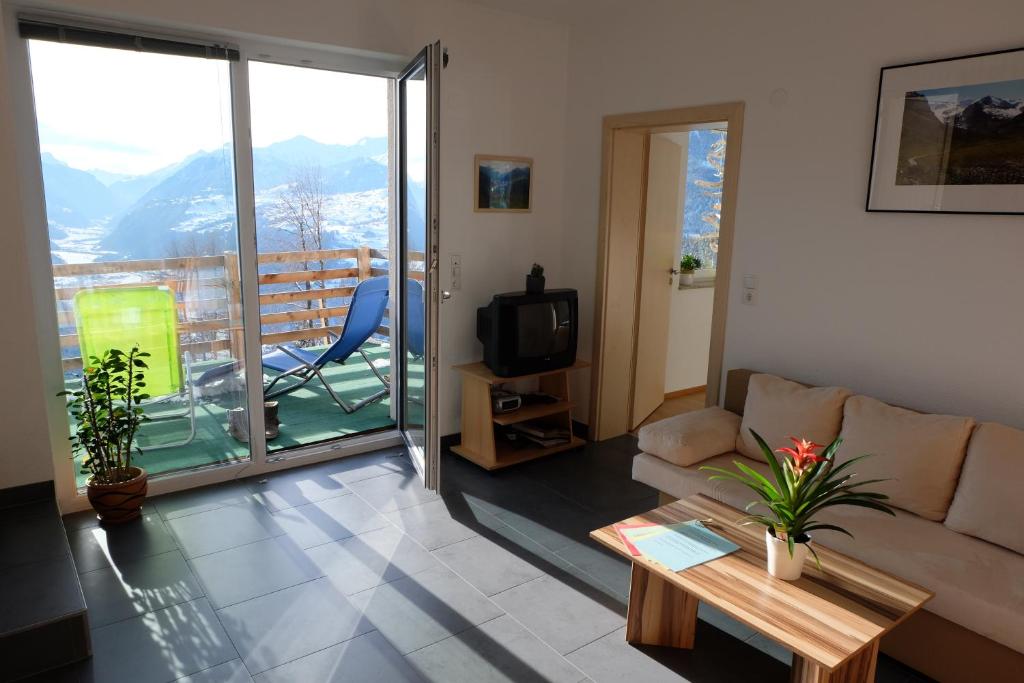 Nespecifikovaný výhled na hory nebo výhled na hory při pohledu z apartmánu