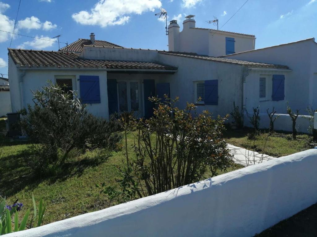 Maison 3 pièces avec véranda et jardin, à 300m de la plage - La Guérinière - FR-1-224B-98 - Casa De Vacaciones