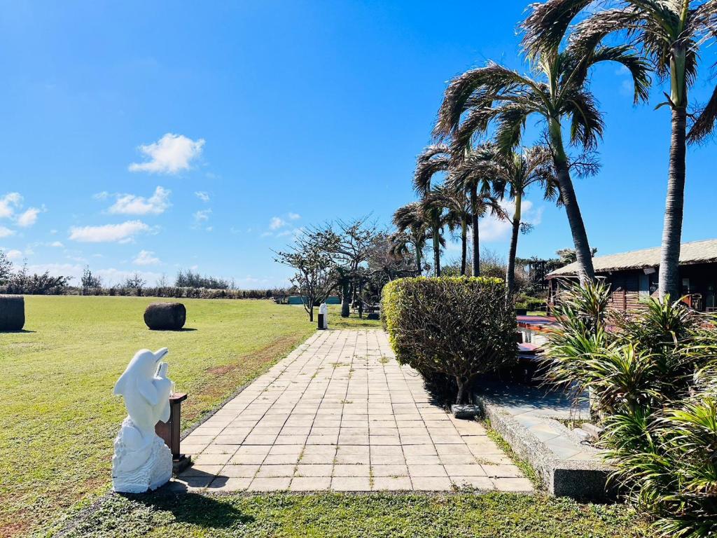 Vrt ispred objekta Kenting Summerland Garden Resort