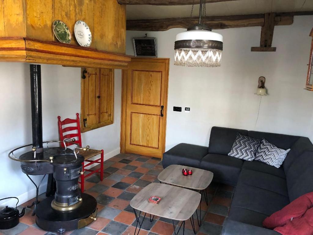 Χώρος καθιστικού στο Farmhouse in Staphorst with sauna