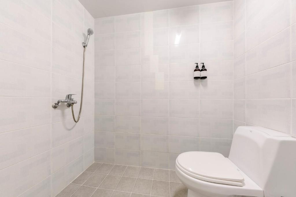 Koupelna v ubytování Cordelia Hotel