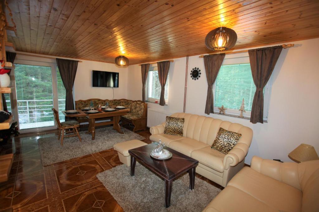 Gallery image of Holiday Home Kali in Pohorje