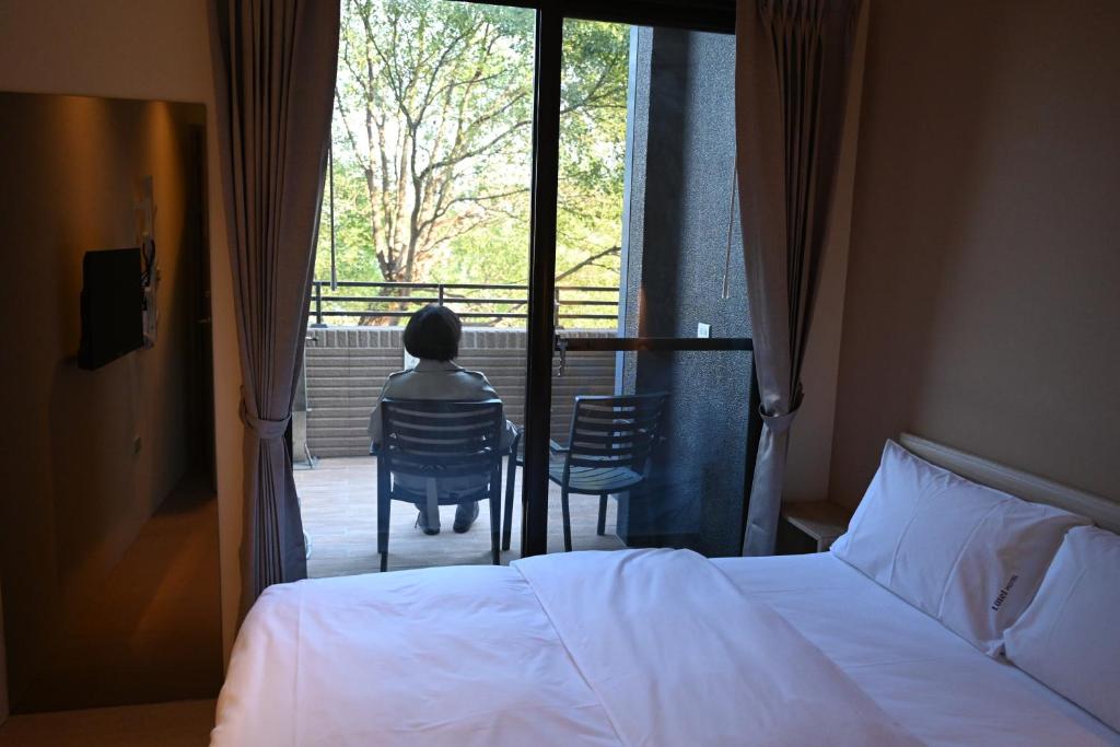 Lütel Hotel Xpark Gloria Outlets Shin Kong Cinemas - Tweepersoonskamer Met Terras En Gedeelde Badkamer