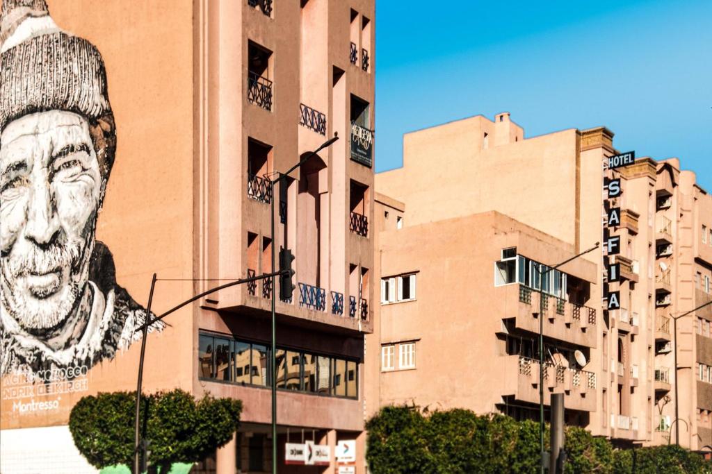 Budova, kde se hotel nachází