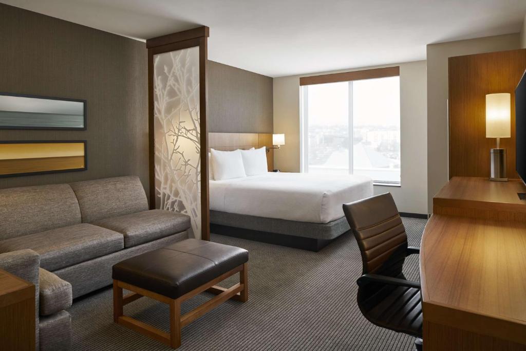 Posezení v ubytování Hyatt Place Wilmington Riverfront