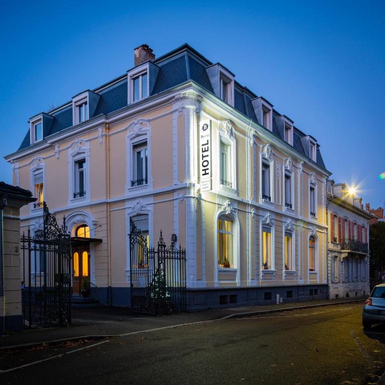 Budova, kde se hotel nachází