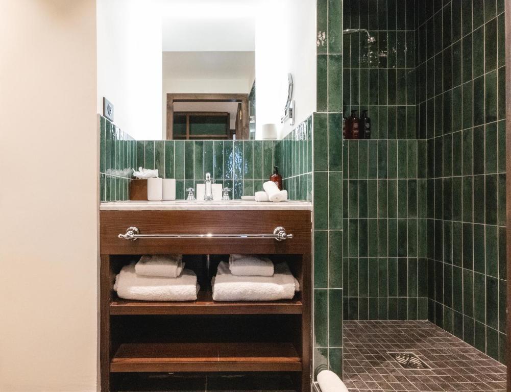Koupelna v ubytování Le Val Thorens, a Beaumier hotel
