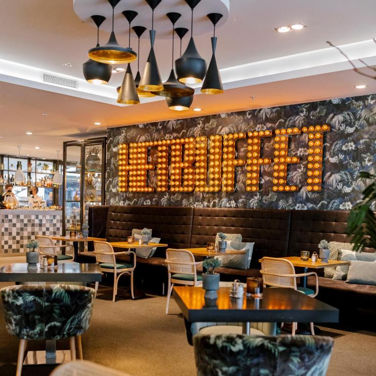 Restaurace v ubytování Van der Valk Hotel Eindhoven
