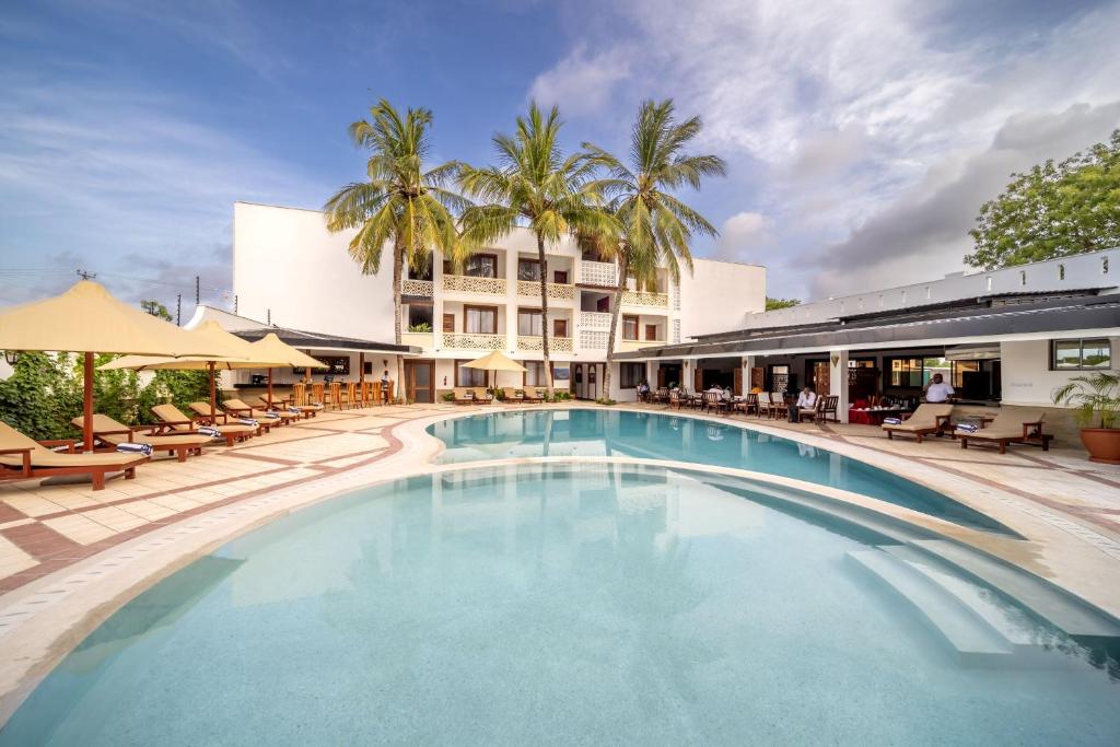 Bazén v ubytování PrideInn Hotel Diani nebo v jeho okolí