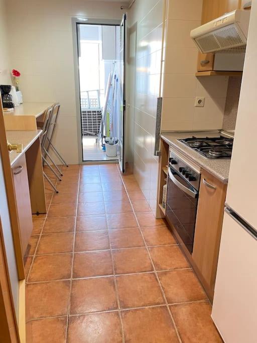 Kuchyň nebo kuchyňský kout v ubytování NEW! Amazing 2 bedroom apartment in Rambla del Poblenou