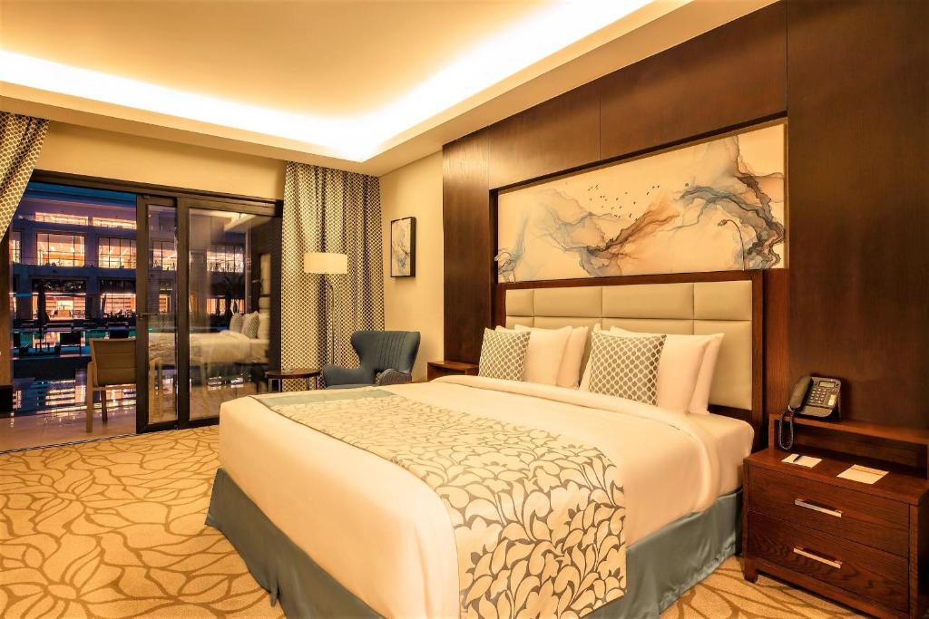 Triumph Luxury Hotel - 13