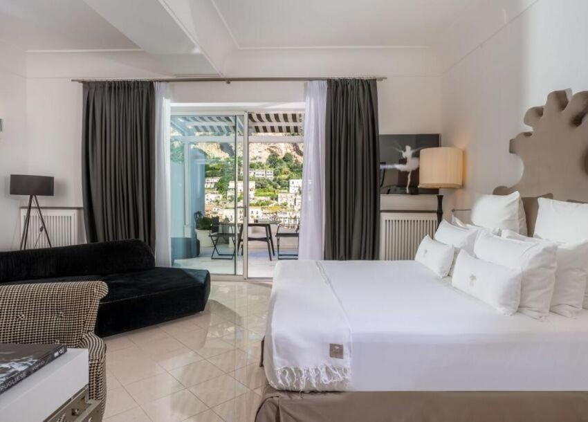 Deluxe Junior Suite