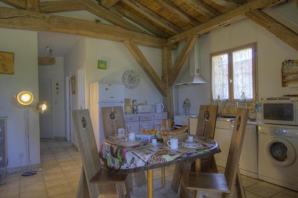 gite de la jument grise - Casa De Tres Dormitorios