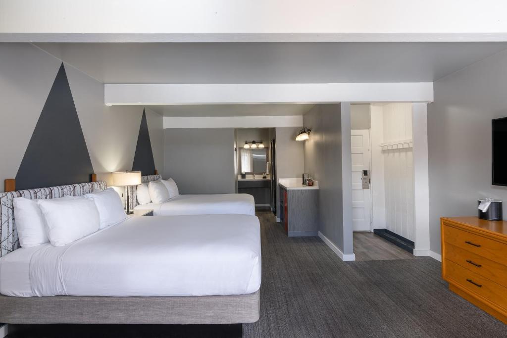 Tamarack Lodge - Chambre Queen Avec Deux Lits Queen