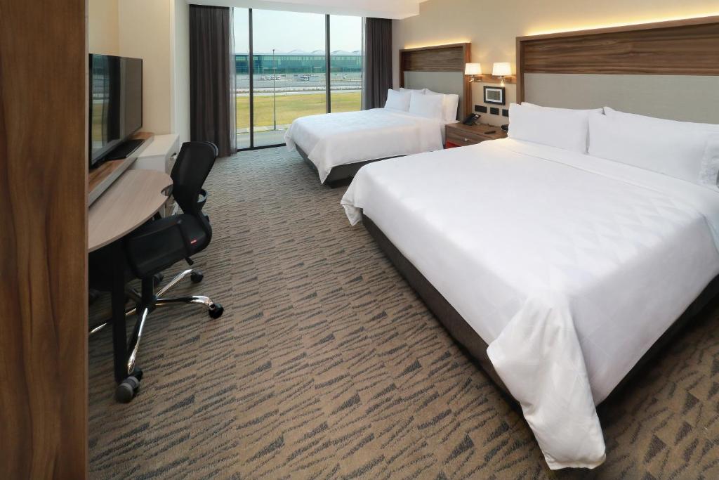 Holiday Inn & Suites - Mexico Felipe Angeles Airport by IHG - Habitación Estándar Con Dos Camas Queen