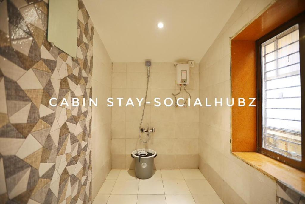 Koupelna v ubytování CABIN STAY-SOCIAL HUBZ