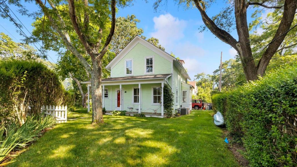 Vibrant Sag Harbor Village, Sag Harbor (updated prices 2024)
