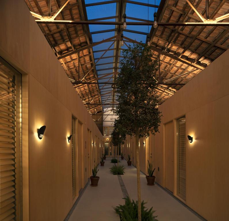 Mythic Valencia, Valencia – Updated 2023 Prices