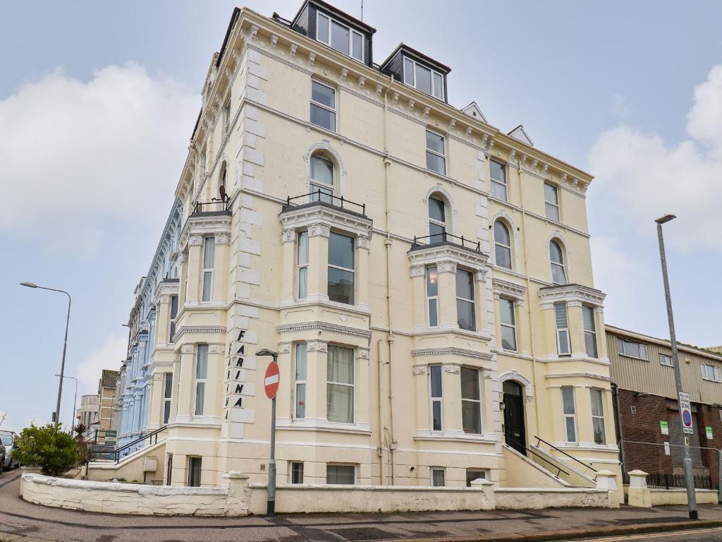 Apartment 8, Bridlington (updated prices 2024)