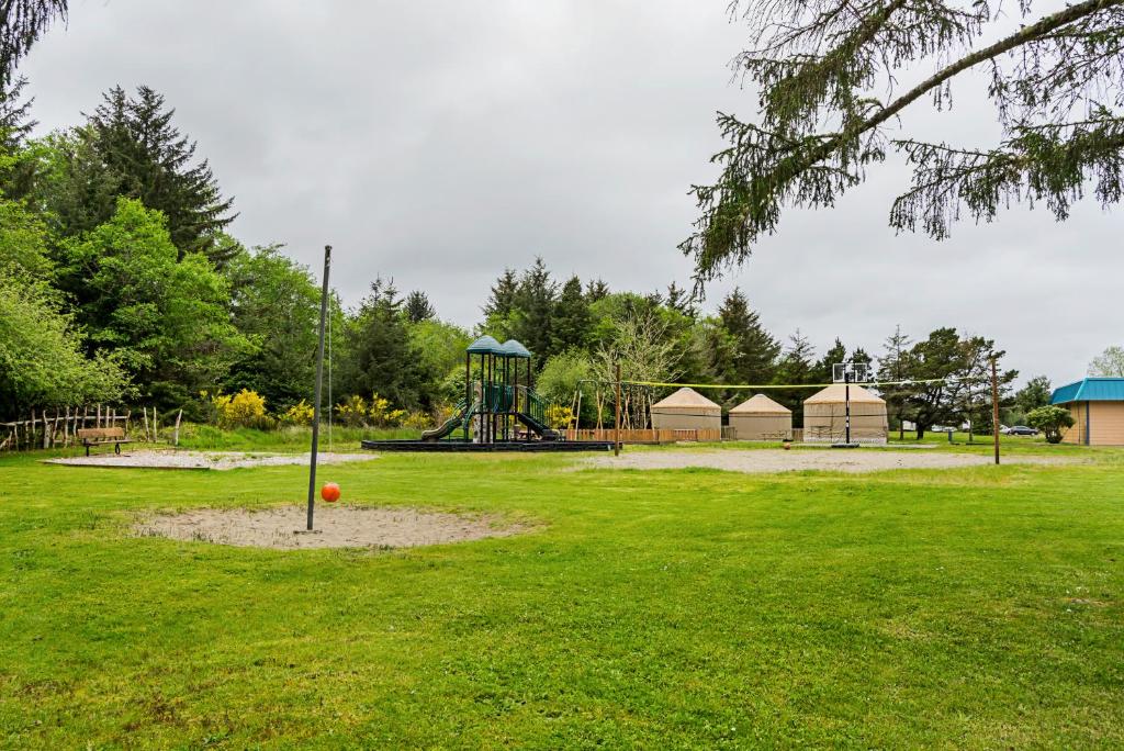 Zahrada ubytování Long beach Camping Resort Yurt 8