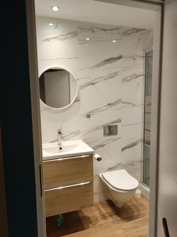 Noclegi u Sylwii przy Termach w Cieplicach - 4