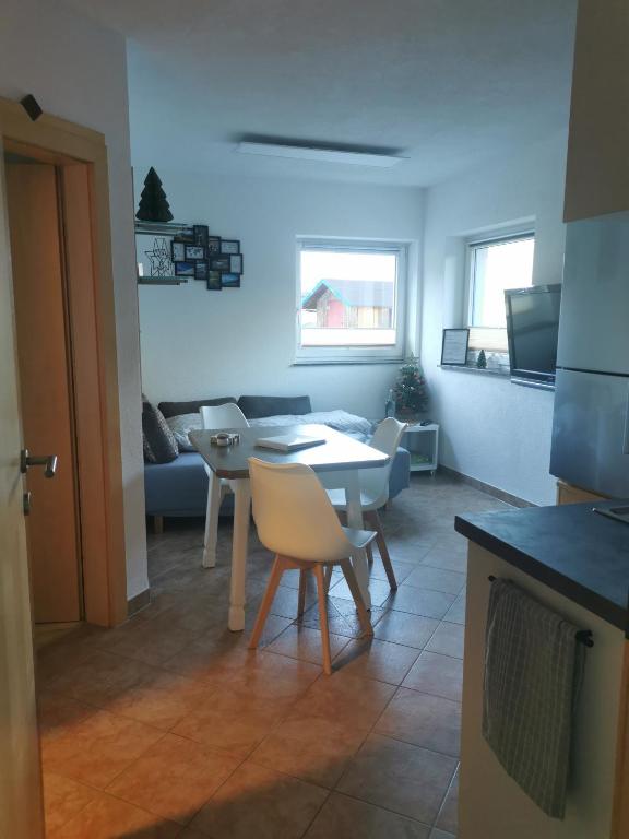 Kuchyň nebo kuchyňský kout v ubytování Haus Knoll