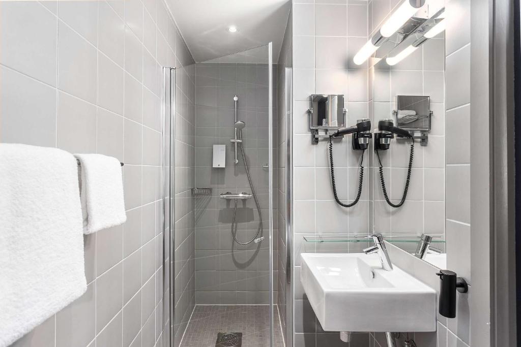 Koupelna v ubytování Saga Hotel Oslo, WorldHotels Crafted