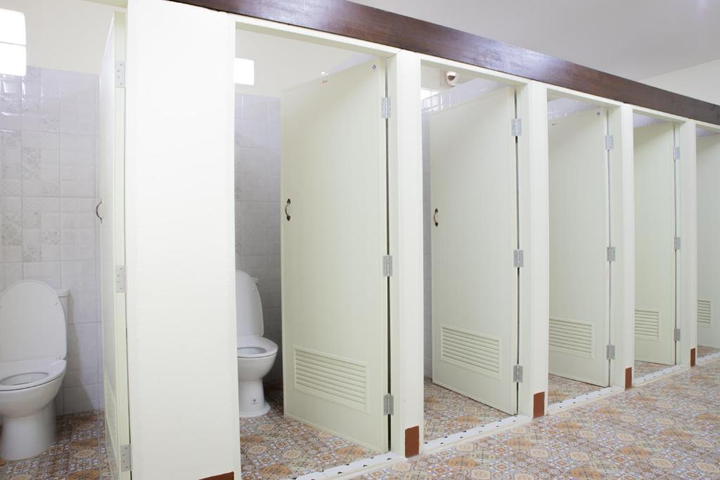Un baño de Grace hostel - Chiang Rai