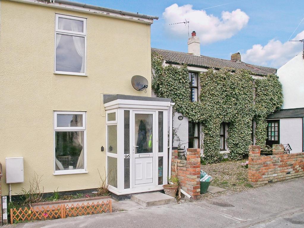 Coastline Cottage in Pakefield, Suffolk, England