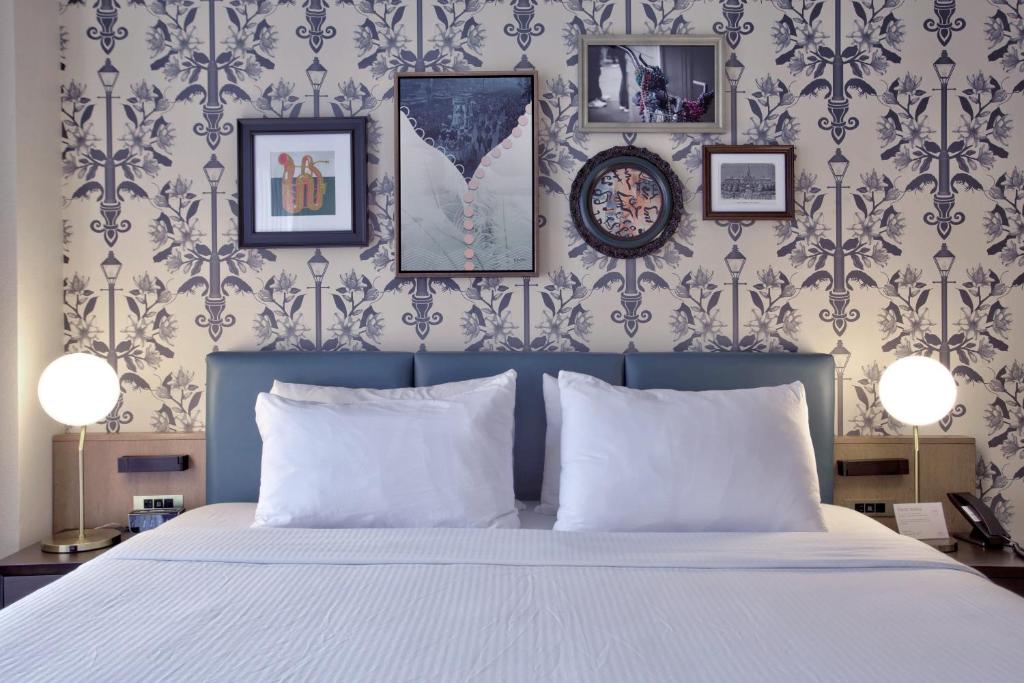 Hotel Indigo New Orleans - French Quarter - Standard King Room