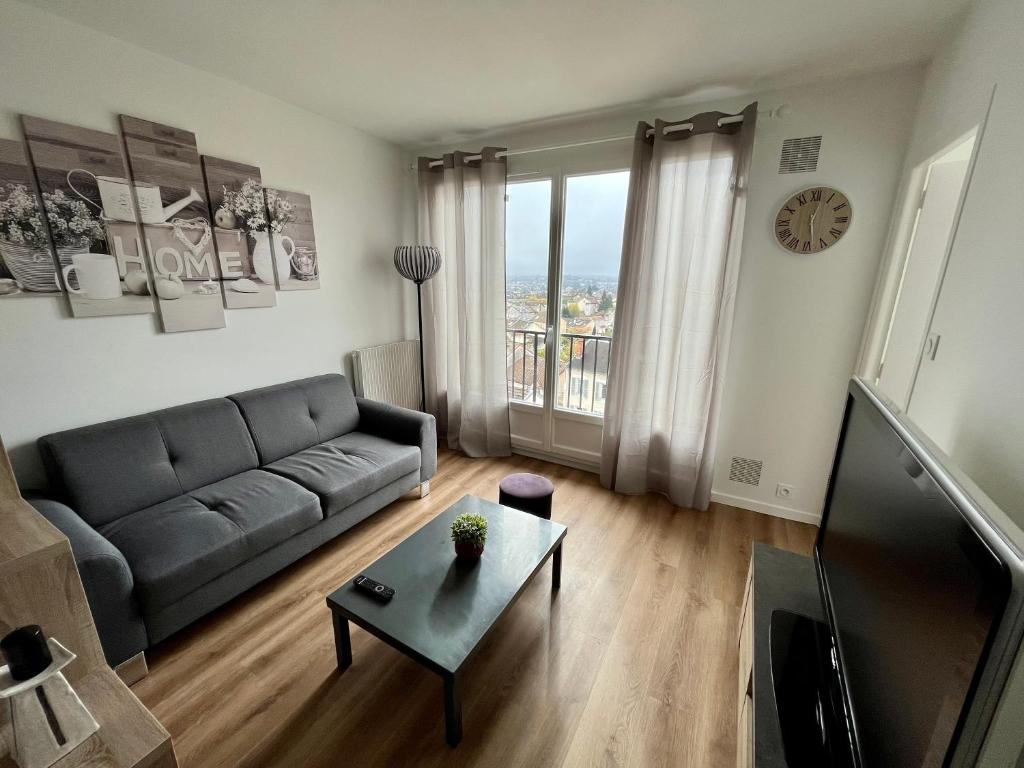 Posedenie v ubytovaní Appartement rue Condorcet parking privé- DABNB
