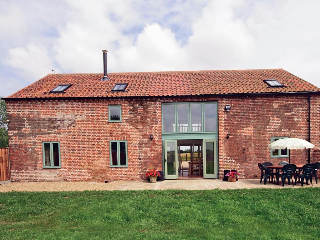 Low Farm Barn in Barnby, Suffolk, England