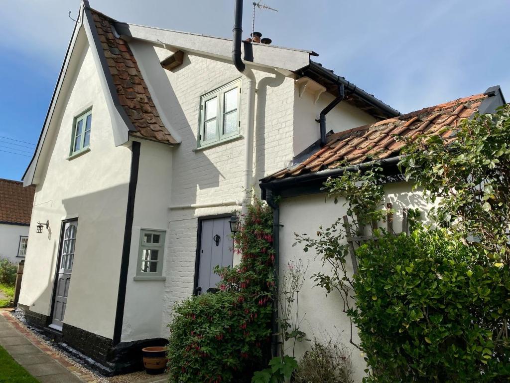 Fern Cottage Yoxford Suffolk Whole house, Saxmundham (updated prices